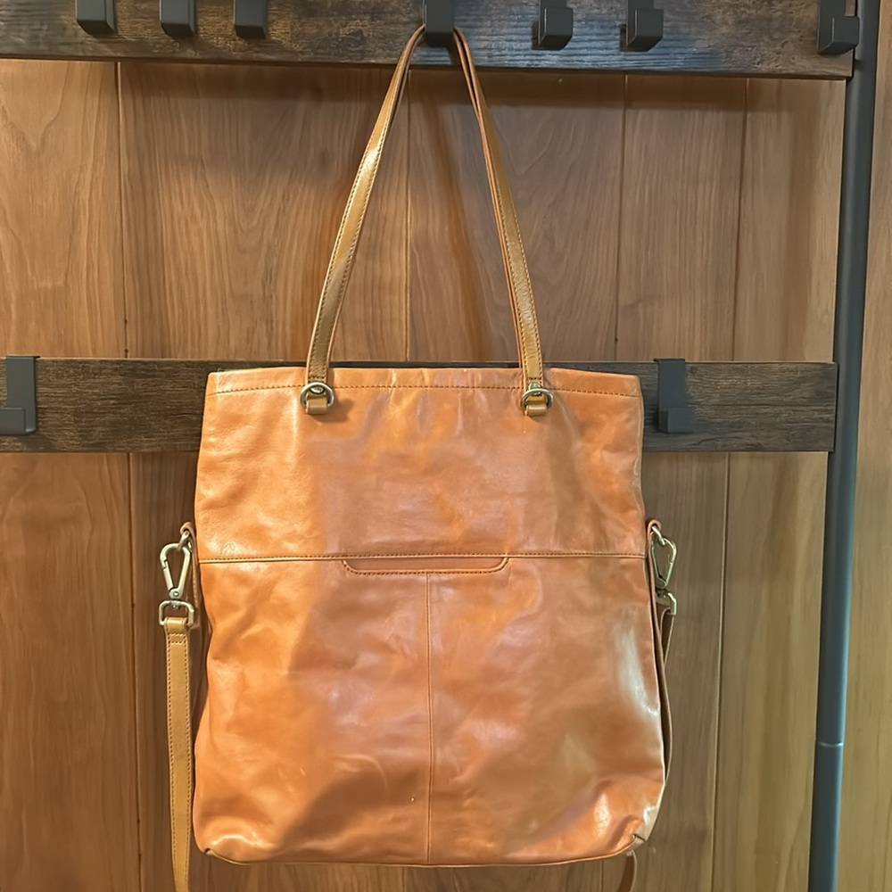 HOBO Brand Temper Fold Over  Brown Leather Crossbody Bag - Picture 4 of 6